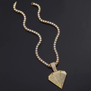 ZAWO HOUSE Fournisseur indien de pendentifs en diamant de haute qualité, bijoux sur mesure pour la mode ou les mariages, disponibles au prix d'usine - Product Image 2