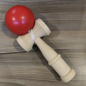 Jouet de bureau Kendama en bois de hêtre massif, jeu de jonglage anti-stress, jouet d'adresse japonais - Macy - Product Image 3