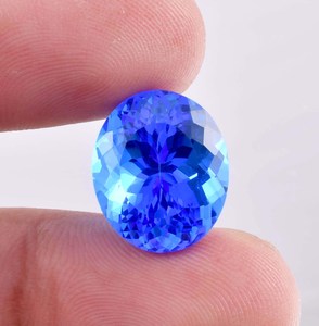 Tanzanita azul natural brillante, corte ovalado, certificada por GIA, piedra preciosa suelta de alta gama para la fabricación de anillos y joyería. - Product Image 3