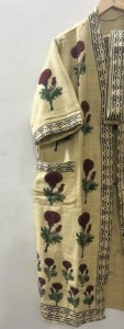 Robe en coton imprimée à la main indienne pour femme – Kimono long fleuri, ceinturé, ouvert sur le devant, pour la détente et les vacances - Product Image 3