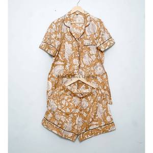 Hermoso y elegante conjunto de pijama corto de algodón hecho a mano en India, con estampado digital vintage, suave, para dormir, para mujer, primavera-verano - Product Image 6