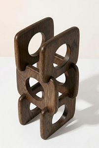 Support à vin en bois artisanal pour 3 bouteilles, porte-vin décoratif sculpté à la main, rangement à vin en bois pour table, pour bar à domicile - Product Image 3