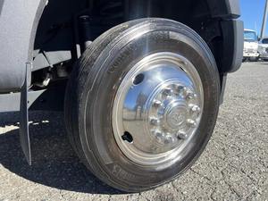 Camión Tractor Diésel 6x4 de Servicio Pesado Industrial para Transporte de Materiales de Construcción y Carga - Product Image 4