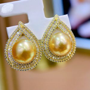 Pendientes Largos de Plata de Ley S925 de Lujo Ligero, Redondos de 11-12 mm, con Perla Natural Dorada y Diseño de Hebilla, Ligeramente Imperfectos - Artículo de Regalo - Product Image 1