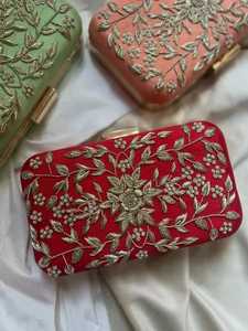 กระเป๋าคลัทช์ปักลายพรีเมียม ราคาประหยัด ดีไซน์แบบชาติพันธุ์ สำหรับผู้หญิง ใช้ในงานแต่งงาน งานเลี้ยงกลางคืน และงานเทศกาลต่างๆ - Product Image 4