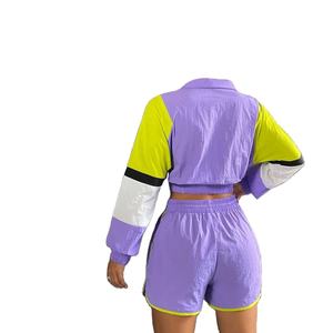 Conjunto Deportivo de 2 Piezas Personalizado para Mujer, Chaqueta Cortavientos de Algodón para Invierno, Top Corto con Decoración de Agujeros - Product Image 4