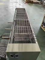 Rôtissoire à poulet rotative au charbon de bois pour usage commercial |   Chariot mobile en acier inoxydable |   Durable et facile à nettoyer