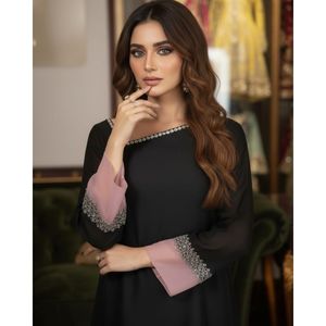 Salwar Kameez pakistanais pour femmes, création de designers |   Costume indien noir pour occasions spéciales, pour l'Eid et Diwali - Product Image 6