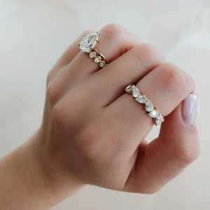 5ct Pear Lab Grown Diamond Engagement <b>Ring</b> 1.25mm <b>Thin</b> Band 14k Solid Gold Floating Solitaire Wedding <b>Ring</b> Wholesale Factory - Product Image 5