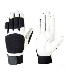 Guantes de Bateo de Cuero Premium con Soporte Reforzado en la Palma, Cierre de Velcro en la Muñeca, Agarre Confiable para Atletas - Product Image 4