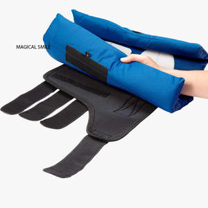 Protégez et soutenez les pattes de votre cheval avec des protections de qualité supérieure. Les bandages magnétiques pour bottes peuvent contribuer à maintenir le bien-être général. - Product Image 5