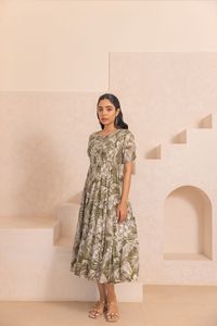 Robe midi à imprimé floral, col bijou, manches 3/4, coupe évasée, tissée, décontractée, pour femme, respirante, coupe ample, avec poches - Product Image 2