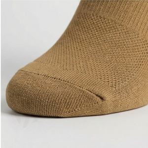 Calcetines de Ciclismo de Nailon a Rayas de Alta Calidad, Calcetines Deportivos de Moda, Transpirables, Resistentes, Suaves, Color Personalizado, Pares - Product Image 6