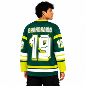 Maillot de football américain personnalisé à manches longues style streetwear sportif – Fabricant d'uniformes d'équipe haut de gamme par sublimation – Vêtements de sport USA - Product Image 2