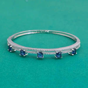 ผู้ส่งออกเครื่องประดับทำมือในอินเดีย กำไลข้อมือแบบเปิดได้ประดับเพชรแบบอเมริกัน ชุบโรเดียม 444049 - Product Image 2