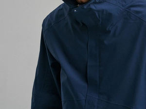 Veste de randonnée imperméable unisexe coupe-vent Softshell, veste de sport d'extérieur OEM - Product Image 5