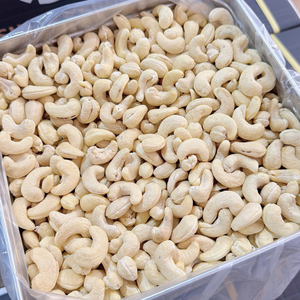 Fournisseur de confiance au Vietnam : Noix de cajou vietnamiennes, amandes de cajou en vrac à prix abordable, Kaju SANTIGO Caju - Product Image 6