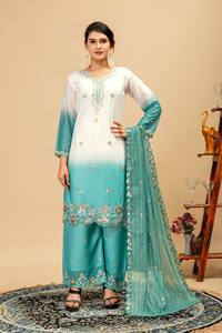 Ensemble Kurti Plazzo Dupatta pour femme en Georgette à col en V, séchage rapide, avec broderie de perles lourdes, ajouré et tissage Zari, style ethnique de mariage - Product Image 1