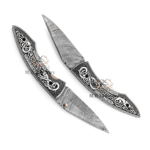 Couteau pliant professionnel en acier Damas de qualité industrielle OEM - 19 cm, pour la chasse, avec manche en os de chameau gravé au laser Saga - Product Image 4