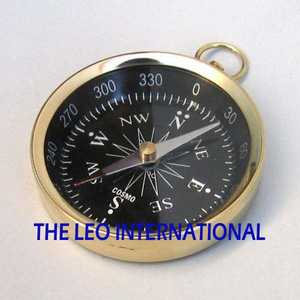 Boussole portable en acier inoxydable - Pointeur nord fiable pour la randonnée en plein air, le camping et la décoration de bureau et accessoires - Product Image 3