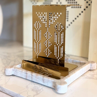 Ensemble de brûleur à bakhoor en métal doré de luxe, support moderne pour encens arabe Oud avec plateau en marbre et pinces assorties pour la décoration de la maison