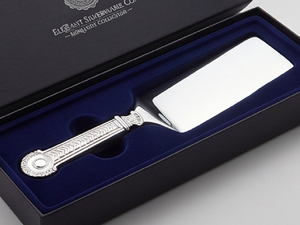 Stylish Designer Cake Server Elegant Handle Silver Polished Finish Stainless Steel Eco Friendly For Weddings And Parties - Product Image 3