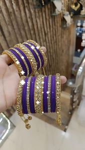Bracelet traditionnel coloré pour femmes, en acier inoxydable, tailles et couleurs personnalisées, designs uniques, mariage pakistanais et indien - Product Image 6