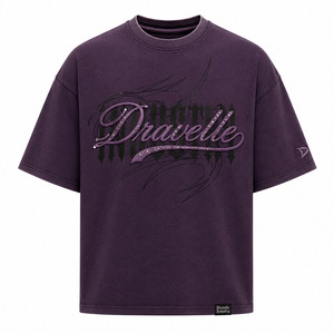 Camisetas Oversize de Gimnasio y Streetwear, Camiseta Gráfica Aubergine Y2K, Camiseta Streetwear con Pedrería y Escritura Puff, Ajuste Relajado - Product Image 3