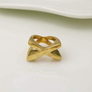 Geometric <b>Gold</b> Plated Brass <b>Cocktail</b> Ring Modern Style Unisex Fashion Jewelry Daily Wear Party <b>Accessory</b> - Product Image 2