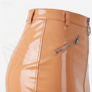 Jupe crayon mini en similicuir PU taille haute pour femme, brillante, avec fermeture éclair avant, couleur unie, style club sexy, toutes saisons - Product Image 5