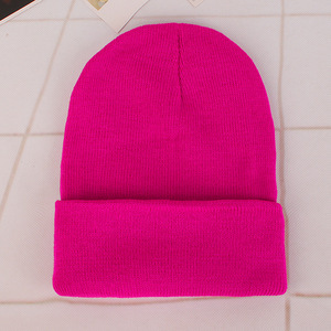 Gorro Moderno para el Invierno con Material Cálido, Ajuste Cómodo y Estilo Diario Elegante - Product Image 4