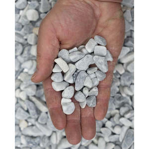 Ciottoli Bardiglio 7-15mm - Sacs de 1000kg fabriqués en Italie, galets de marbre naturel de qualité supérieure - Product Image 1