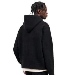 Sudadera con Capucha de Punto con Cremallera y Emblema para Hombre, Sudadera Negra Cómoda y Elegante con Bolsillo Delantero, Sudadera de Punto Premium con Emblema - Product Image 5