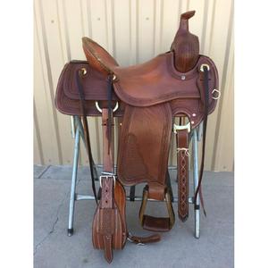 Silla de montar de cuero genuino 100% duradera con grabado personalizado y textura, para uso en equitación, suministros agrícolas australianos y europeos - Product Image 2