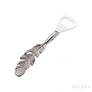 Abridor de Botellas Artesanal de Latón con Diseño de Concha Marina, Decoración Costera Dorada Única, Accesorio de Bar, Duradero, Resistente al Óxido, Levantador de Tapas Metálico - Product Image 6