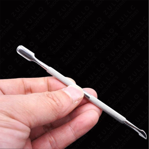 Outil professionnel en acier inoxydable à double extrémité pour nettoyer et racler les cuticules des ongles, pour la manucure, la pédicure, le nail art et les soins en salon - Product Image 4