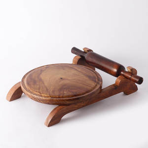 Ensemble Chakla Belan en bois avec support, planche à faire des roti et des chapati, et rouleau à pâtisserie en bois fait main pour la préparation de la pâte à pizza et la cuisine à domicile - Product Image 4