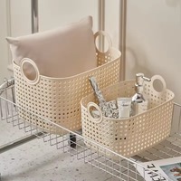 Panier de rangement en plastique durable avec structure robuste pour la salle de bain, la cuisine et la chambre à coucher