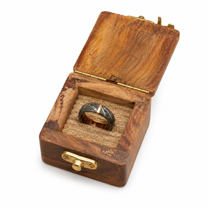 Anillo de Acero de Damasco Hecho a Mano Personalizado Jexmoo con Caja de Anillo con Impresión Digital - Regalo Perfecto para el Día del Padre para Papá, Esposo, Novio - Product Image 6
