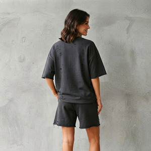 Ensemble court pour femme 100% coton OEM/ODM, style streetwear hip-hop oversize, effet vintage délavé, manches courtes, ensemble 2 pièces. - Product Image 5