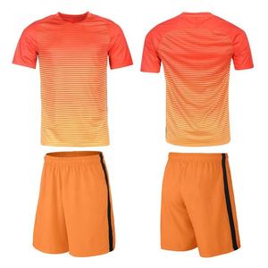 Maillot de football respirant personnalisé avec logo imprimé par sublimation – Le maillot d'entraînement le plus vendu pour joueurs de football - Product Image 5
