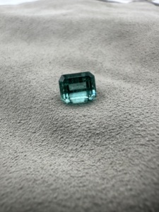 Pierre précieuse naturelle de Zambie, taille émeraude, 4,51 carats, pierre brute pour la création de bijoux, pierre précieuse naturelle - Product Image 1
