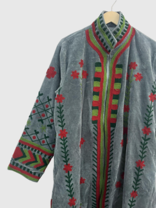 Veste en velours brodée de fleurs, col mandarin, manches longues, style Prairie Chic, grande taille, vêtements d'hiver pour femmes - Product Image 3