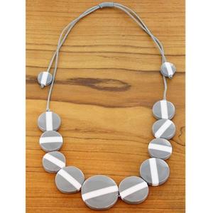 Collier perlé personnalisé en résine moulée à la main, multicolore, rond, avec motif 'Love', bijou de mariage, accessoire de mode - Product Image 3