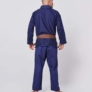 Combinaison de karaté et de judo pour hommes, fabricant pakistanais, best-seller, uniforme de haute qualité pour arts martiaux, 100% coton, logo sur le devant - Product Image 3