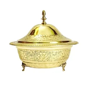 ชามเสิร์ฟทองเหลืองทรงสูงหรูหรา พร้อมฝาปิดลายดอกไม้สลัก  ถาดอุ่นอาหารสแตนเลสแบบมีฝาปิด สำหรับบุฟเฟ่ต์ - Product Image 1
