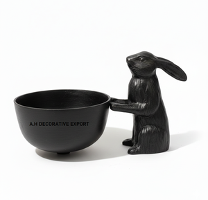 Moderno Cuenco para Conejos Negro Mate - Plato para Frutos Secos con Diseño de Conejo Gótico - Escultura de Animal Elegante en Aluminio Oscuro - Ecológico y Tamaño Personalizable - Product Image 1