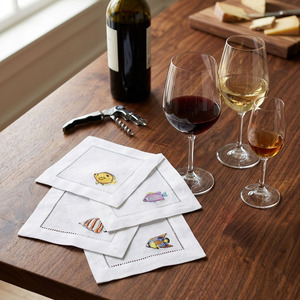 Serviettes de cocktail personnalisées en gros, brodées de poissons colorés, 6*6 pouces, durables, réutilisables, en coton, avec ourlet festonné, pour bar à domicile - Product Image 1
