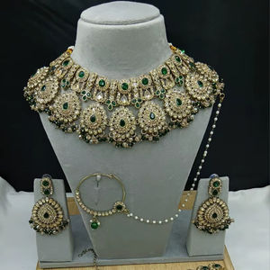 ชุดเครื่องประดับเจ้าสาวแบบอินเดียประดับมุกและทองเหลืองชุบทองคำขาวคุณภาพสูง งานฝีมือระดับพรีเมียม เหมาะสำหรับเป็นของขวัญหมั้น - Product Image 4