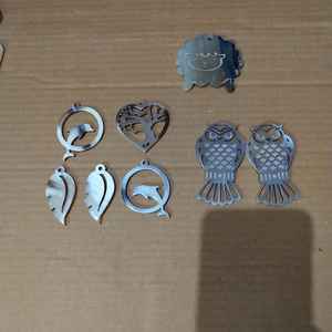 Pendientes y colgantes artesanales de cuerno de búfalo y buey, joyería tribal natural a precio de mayorista. - Product Image 1